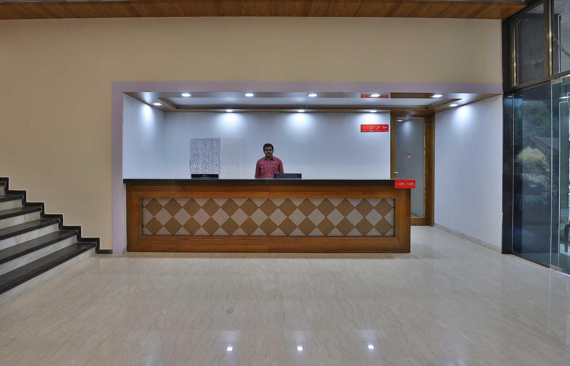 OYO 11543 Hotel Panchsheel Vadodara Exterior foto