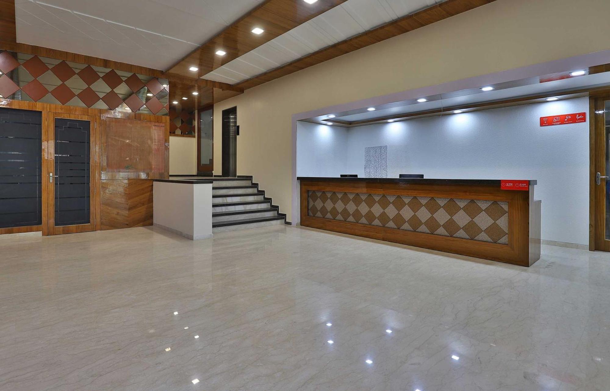 OYO 11543 Hotel Panchsheel Vadodara Exterior foto